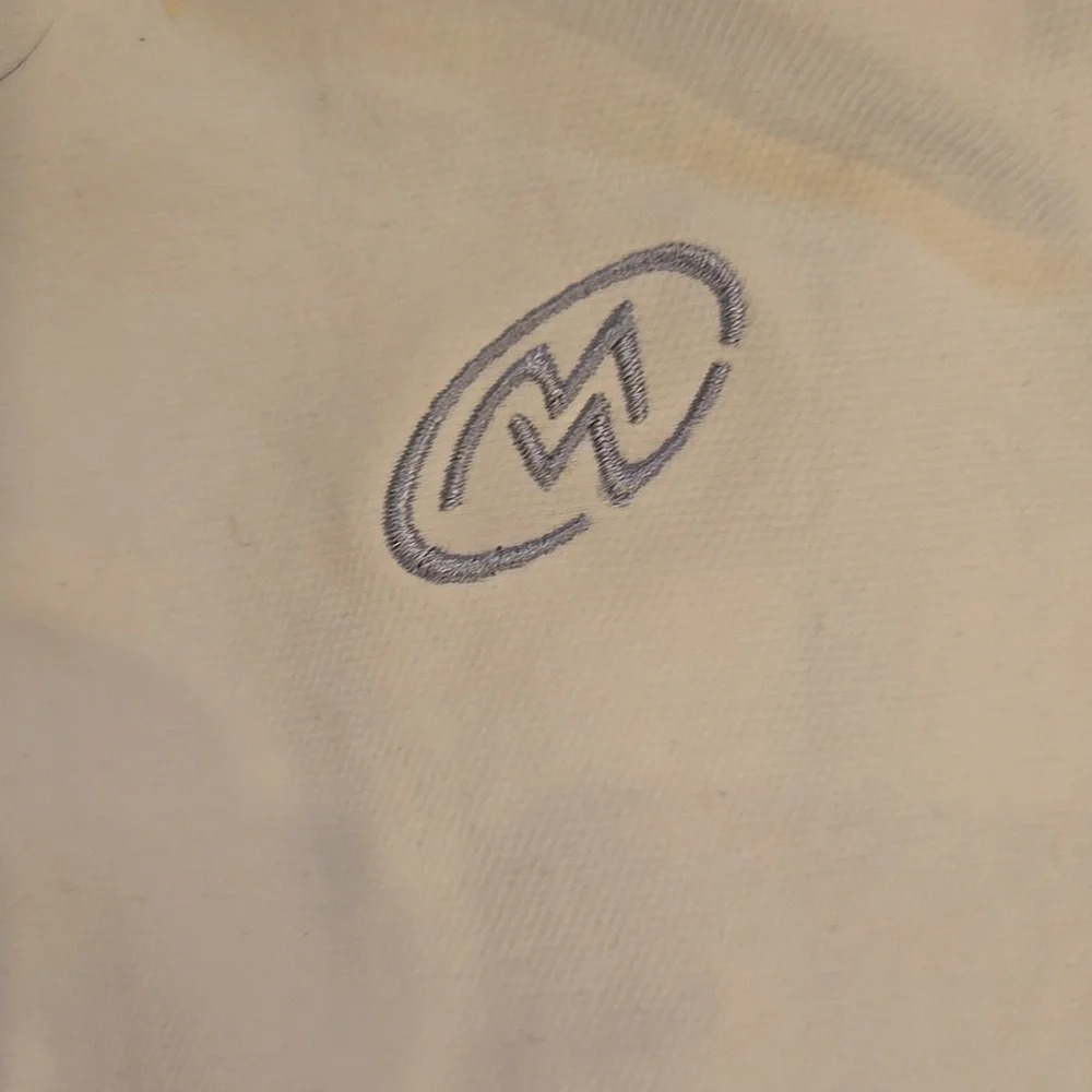 Cloudveil Jackson Hole, Wyoming Creamy White Windbreaker - Picture 11 of 15